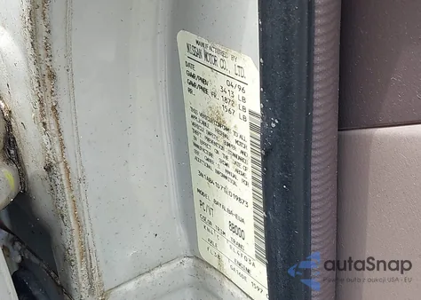 1996 Nissan Sentra Xe/Gxe z USA, uszkodzony, nr VIN 3N1AB41D7TL019873